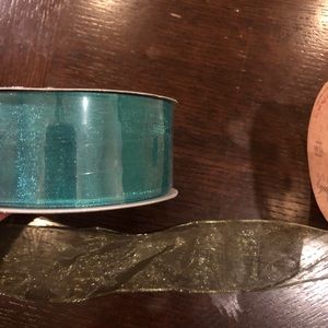 Photo for @Tiffkarl for two green ribbon choice